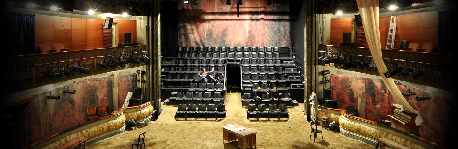 TEATRE_BARCELONA_La_Perla_29_Incendis