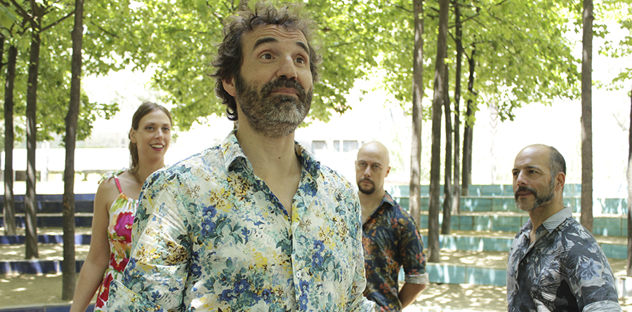 TEATRE_BARCELONA-neus_riba_bertolin-Molt_soroll_per_res-REVISTA_3