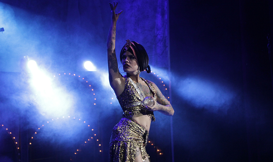 TEATRE_BARCELONA-the_hole_2-autoria_neus_riba-REVISTA_3