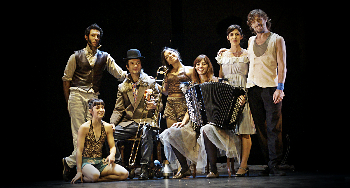 TEATRE_BARCELONA-circ_hivern_nou_barris-REVISTA_1