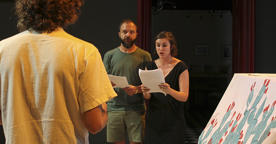 TEATRE_BARCELONA-al_cel_mos_vegem_tots_plegats-malda-REVISTA_5
