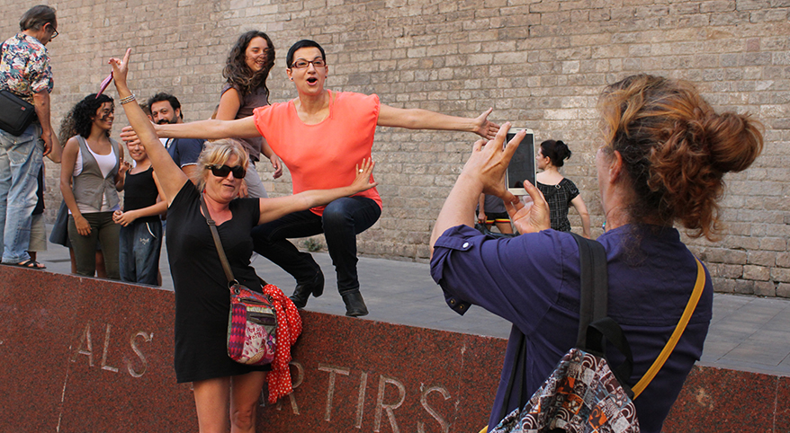 TEATRE_BARCELONA-sang_fetge-flash_mob-neus_riba-REVISTA_18