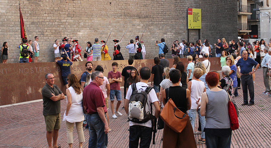 TEATRE_BARCELONA-sang_fetge-flash_mob-neus_riba-REVISTA_3