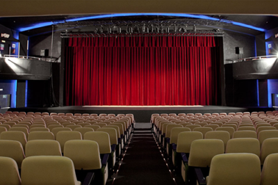 El histórico Teatre Apolo cierra sus puertas