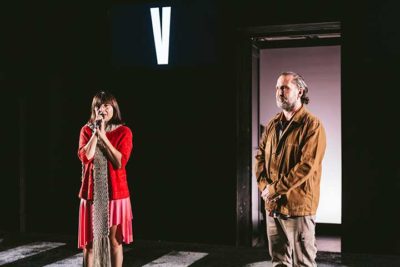 La comèdia de Carol López 'BONUS TRACK' al teatre Lliure 2021/2022