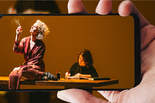 Guanya 1 abonament per gaudir del LliureOnLine, la programació digital del Teatre Lliure