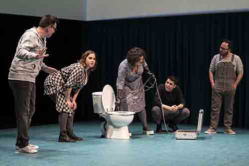 La Calòrica debuta al Teatre Nacional amb una sàtira sobre el canvi climàtic