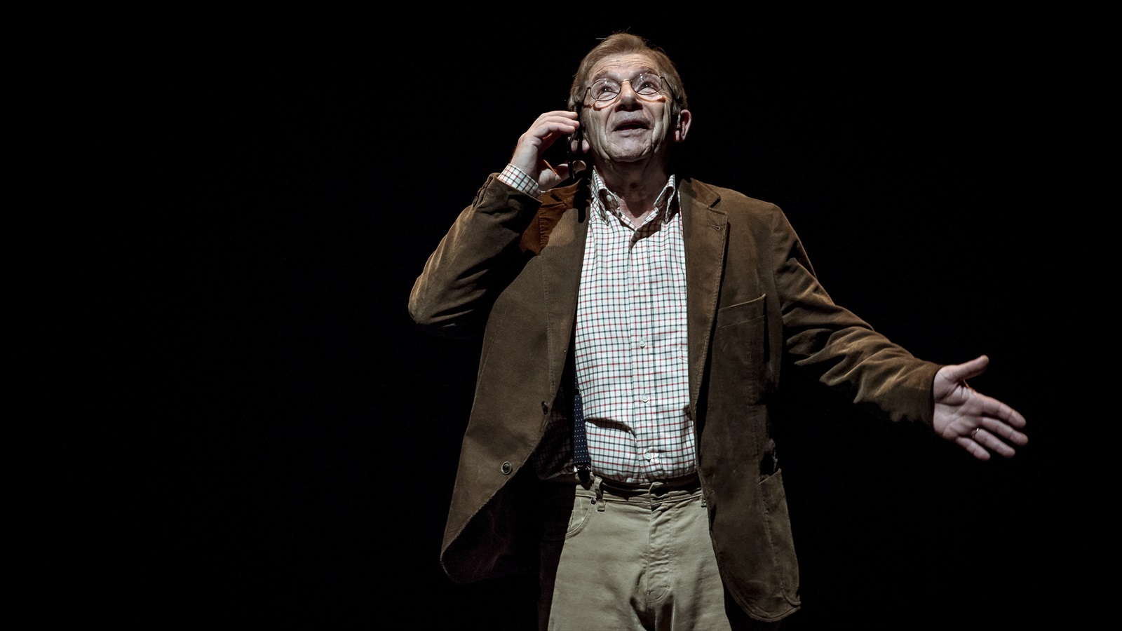Alguns Neixen Estrellats Joan Pera Joan Pera torna al Teatre Condal amb la comèdia 'Alguns neixen
