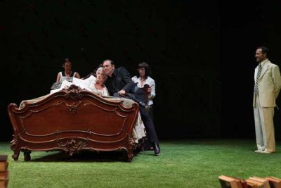 La victor c de Carme Poratcelli al teatre nacional de catalunya