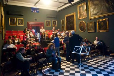 Neix la Comunitat Batega per apropar al públic als teatres de proximitat