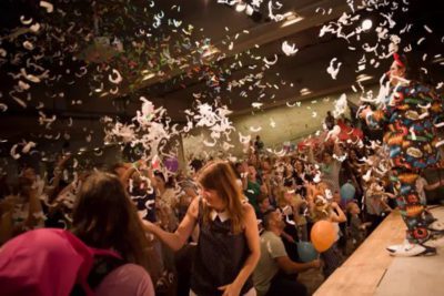 El Petit Romea celebra 8 ediciones con una gran fiesta familiar
