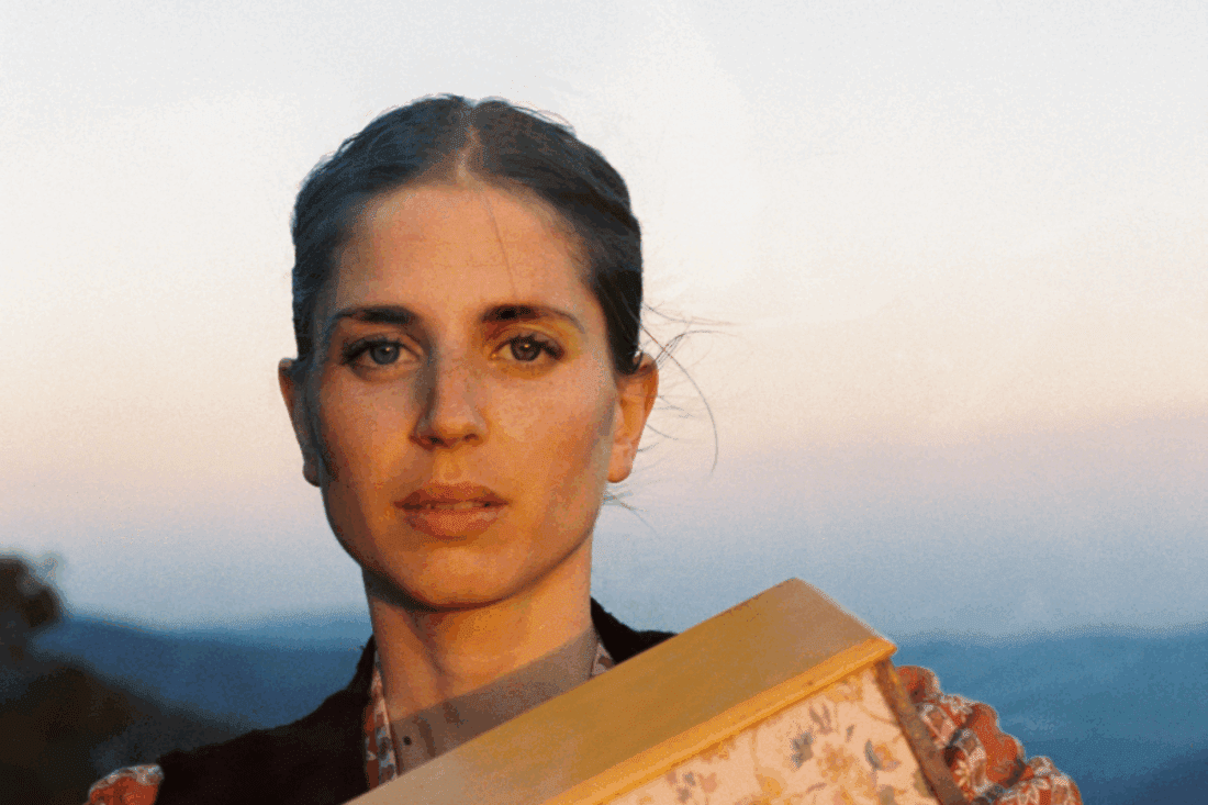 Lucia Fumero: Folklore
