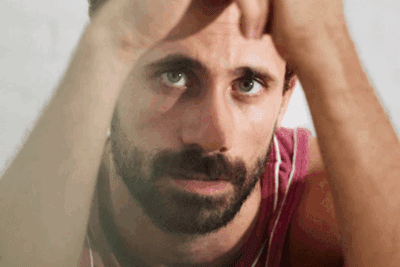 Oriol Pla: "El teatro es todo lo que rodea el teatro, el compañerismo y la locura"