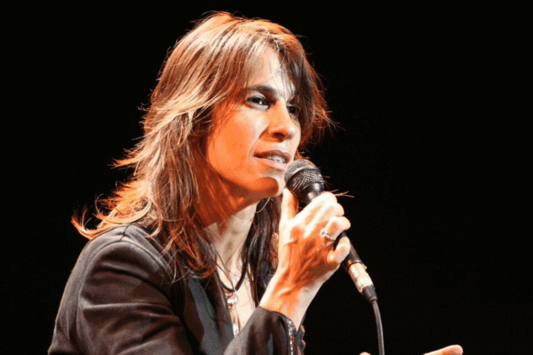 Lídia Pujol canta la Nova Cançó