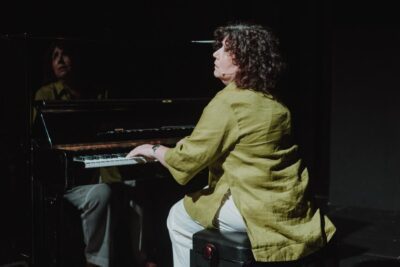 TEATRE-BARCELONA-Nascuts lliures (4)