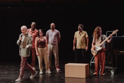 TEATRE-BARCELONA-Nascuts lliures (5)