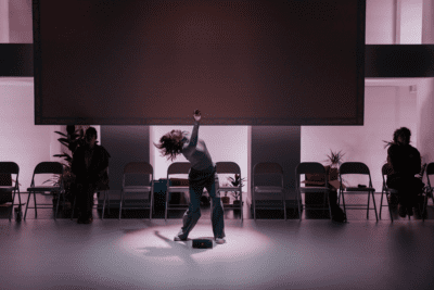 TEATRE-BARCELONA-GALERIA-ELS-OBJECTES-FLOTANTS (1)