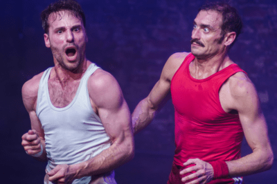 teatre barcelona-un poyo rojo (1)