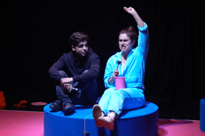 TEATRE-BARCELONA-GALERIA-EL-DIA-QUE-VA-MORIR-DAVID-BOWIE (3)