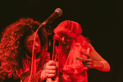 TEATRE-BARCELONA-GALERIA-LES-BACANTSTEATRE-BARCELONA-GALERIA-LES-BECANTS1