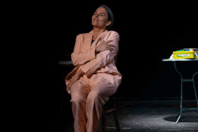 TEATRE-BARCELONA-WEB-GALERIA-Les claus a la ma (4)