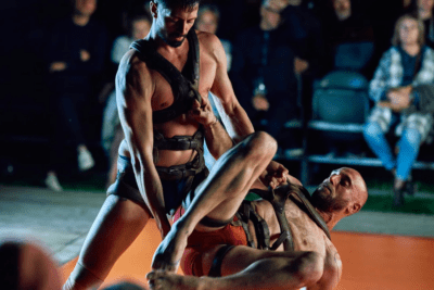 TEATRE-BARCELONA-GALERIA-CUIR