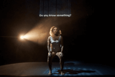 TEATRE-BARCELONA-GALERIA-Caure to fall (1)