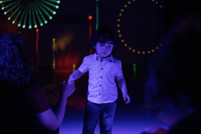 TEATRE-BARCELONA-Aprenem els colors i ballem (3)