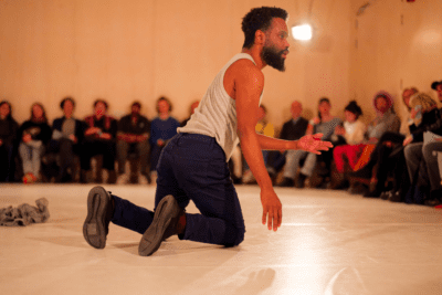 TEATRE-BARCELONA-GALERIA-Musa insistente (2)