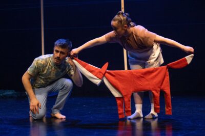 TEATRE-BARCELONA-PYYKKI - Perduts al país de la bugada (3)