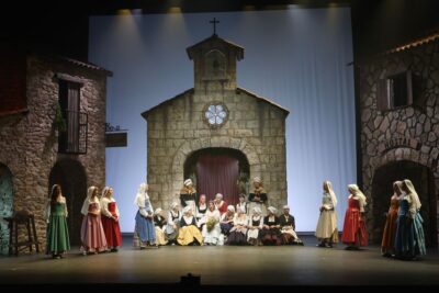 TEATRE-BARCELONA-Cançó d'amor i de guerra (2)