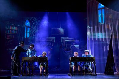 TEATRE-BARCELONA-Gaudí-El despertar del geni (2)
