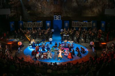 55_nit_music_alt_musical
