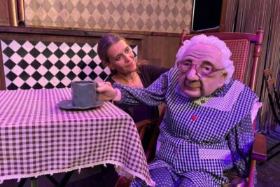 TEATRE-BARCELONA-La família que va vèncer la por (2)