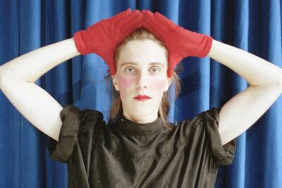 TEATRE-BARCELONA-GALERIA-Labourer